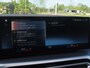 BMW 3-Serie Touring 320e M-Pakket | Panoramadak | Sfeerverlichting | Facelift |