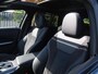 BMW 3-Serie Touring 320e M-Pakket | Panoramadak | Sfeerverlichting | Facelift |