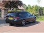 BMW 3-Serie Touring 320e M-Pakket | Panoramadak | Sfeerverlichting | Facelift |