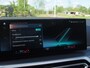 BMW 3-Serie Touring 320e M-Pakket | Panoramadak | Sfeerverlichting | Facelift |