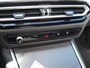 BMW 3-Serie Touring 320e M-Pakket | Panoramadak | Sfeerverlichting | Facelift |