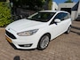 Ford Focus Wagon 1.0 Titanium 125 pk 2017 nwe apk t/m 08-05-2027, airco, cruise, elec pakket trekhaak, navi stoel verwarming etc