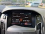 Ford Focus Wagon 1.0 Titanium 125 pk 2017 nwe apk t/m 08-05-2027, airco, cruise, elec pakket trekhaak, navi stoel verwarming etc
