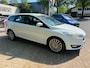 Ford Focus Wagon 1.0 Titanium 125 pk 2017 nwe apk t/m 08-05-2027, airco, cruise, elec pakket trekhaak, navi stoel verwarming etc