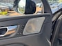 Volvo XC60 2.0 T6 AWD R-Design | 360 Graden Camera | Head-up Display | Panoramadak | Bowers Wilkins Audio | Luchtvering | Keyless Entry | Elektrische Achterklep | Navigatie | Apple Carplay | Android Auto | Trekhaak