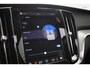 Volvo V60 2.0 B3 MHEV Ultimate Dark // Panoramadak | Harman Kardon | Leder | HUD | Memory | Stoelverwarming V+A