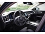 Volvo V60 2.0 B3 Ultimate Dark // Panoramadak | Harman Kardon | Leder | HUD | Memory | Stoelverwarming V+A
