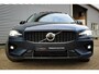 Volvo V60 2.0 B3 MHEV Ultimate Dark // Panoramadak | Harman Kardon | Leder | HUD | Memory | Stoelverwarming V+A