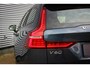 Volvo V60 2.0 B3 MHEV Ultimate Dark // Panoramadak | Harman Kardon | Leder | HUD | Memory | Stoelverwarming V+A