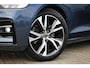 Volvo V60 2.0 B3 Ultimate Dark // Panoramadak | Harman Kardon | Leder | HUD | Memory | Stoelverwarming V+A
