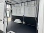 Mercedes-Benz eSprinter 320 L2 H2 Pro 81kWh / Snel laden 115Kw / Trekhaak / MBUX / Navigatie / Camera / Cruise control / Airco / 270 Graden achterdeuren