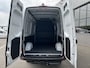 Mercedes-Benz eSprinter 320 L2 H2 Pro 81kWh / Snel laden 115Kw / Trekhaak / MBUX / Navigatie / Camera / Cruise control / Airco / 270 Graden achterdeuren