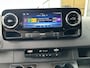 Mercedes-Benz eSprinter 320 L2 H2 Pro 81kWh / Snel laden 115Kw / Trekhaak / MBUX / Navigatie / Camera / Cruise control / Airco / 270 Graden achterdeuren