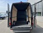 Mercedes-Benz Sprinter 317 CDI L2 H2 Pro LED / MBUX / Navigatie / Camera / Parkeersensoren / Cruise control / Airco / 270 Graden achterdeuren