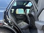 Volvo XC60 2.0 T8 Plug-in hybrid AWD Ultra Black Edition NW MODEL 455pk Luchtvering / HU Display / 21inc