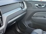 Volvo XC60 2.0 T8 Plug-in hybrid AWD Ultra Black Edition NW MODEL 455pk Luchtvering / HU Display / 21inc