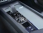 Volvo XC60 2.0 T8 Plug-in hybrid AWD Plus Dark 455pk Panoramadak / HU Display / 21Inc