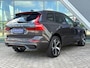 Volvo XC60 2.0 T8 Plug-in hybrid AWD Plus Dark 455pk Panoramadak / HU Display / 21Inc