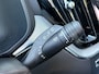 Volvo XC60 2.0 T8 Plug-in hybrid AWD Plus Dark 455pk Panoramadak / HU Display / 21Inc