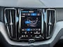 Volvo XC60 2.0 T8 Plug-in hybrid AWD Plus Dark 455pk Panoramadak / HU Display / 21Inc