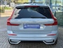 Volvo XC60 2.0 T8 Plug-in hybrid AWD Plus Dark 455pk Panoramadak / 360 Camera / Stoel-Stuur verwarming