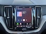 Volvo XC60 2.0 T8 Plug-in hybrid AWD Plus Dark 455pk Panoramadak / 360 Camera / Stoel-Stuur verwarming