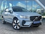 Volvo XC60 2.0 T8 Plug-in hybrid AWD Plus Dark 455pk Panoramadak / 360 Camera / Stoel-Stuur verwarming