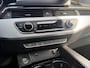 Audi A4 Avant 35 TFSI S edition Automaat | Panoramadak | LED koplampen | Stoelverwarming | Trekhaak uitklapbaar | Getint glas | Afgevlakt stuurwiel | Audi Smartphone Interface | Parkeersensoren achter