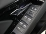 Land Rover Range Rover Evoque 1.5 P270e PHEV AWD SE Dynamic Edition | Panoramadak | Virtual Cockpit | Lederen Interieur | Navigatie | 360 Camera | DAB | Stoel/stuurverwarming | Adaptieve Cruise Control | Ele. verstelbare stoelen + Geheugen | Meridian Audio | Ele.kofferdeksel | Trekhaak |