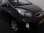 Kia Picanto 1.0 CVVT ComfortLine 1ste eigenaar, Multimedia-voorbereiding, Brake Assist System, Buitenspiegels elektrisch verstel- en verwarmbaar Nette en betrouwbare Kia Picanto 1.0 CVVT ComfortLine uit 2016, afkomstig van de eerste eigenaar. Ideale stadsauto met lage gebruikskosten, zuinig in verbruik en verrassend comfortabel in geb