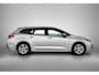 Toyota Corolla Touring Sports 1.8 Hybrid Active Plus | Stoelverwarming | Trekhaak | PDC voor en achter | Onderweg-naar-dealer