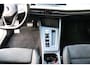 Volkswagen Golf 1.0 eTSI Life Business O.a: PDC, Camera, Stoel+stuurverw, ACC, Clima, Etc. All-in prijs!