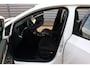 Volkswagen Golf 1.0 eTSI Life Business O.a: PDC, Camera, Stoel+stuurverw, ACC, Clima, Etc. All-in prijs!