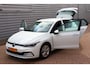 Volkswagen Golf 1.0 eTSI Life Business O.a: PDC, Camera, Stoel+stuurverw, ACC, Clima, Etc. All-in prijs!