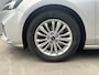 Ford Focus Wagon 1.0 EcoBoost ST Line Business | panorama dak | carplay | lichtmetalen velgen | navi | airco |