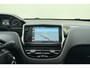 Peugeot 2008 1.2 PureTech Allure Volautomaat! l Navigatie l Climate Control l Cruise Control l Bluetooth l Panoramadak l PDC l Lichtmetalen Velgen