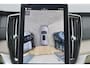 Volvo XC90 T8 Recharge AWD Plus Dark - Panorama/schuifdak - IntelliSafe Assist & Surround - 360º Camera - Bowers & Wilkins audio - Adaptieve LED koplampen - Verwarmde voorstoelen, stuur & achterbank - Parkeersensoren voor & achter - Elektr. bedienb. voorstoelen met geheugen - Geventileerde voorstoelen - Head up display - Draadloze tel. lader - Extra getint glas - Inklapbare trekhaak - 21' LMV