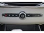 Volvo XC90 T8 Recharge AWD Plus Dark - Panorama/schuifdak - IntelliSafe Assist & Surround - 360º Camera - Bowers & Wilkins audio - Adaptieve LED koplampen - Verwarmde voorstoelen, stuur & achterbank - Parkeersensoren voor & achter - Elektr. bedienb. voorstoelen met geheugen - Geventileerde voorstoelen - Head up display - Draadloze tel. lader - Extra getint glas - Inklapbare trekhaak - 21' LMV