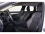 Volvo V90 T6 Recharge AWD Plus Bright - IntelliSafe Assist & Surround - 360º Camera - Harman/Kardon audio - Adaptieve LED koplampen - Verwarmde voorstoelen & stuur - Parkeersensoren voor & achter - Elektr. bedienb. voorstoelen met geheugen - 19' LMV