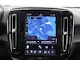 Volvo EX40 Single Motor Extended Range Plus Black Ed. 82 kWh | SOH 97% | Sportstoelen | BlackPack | Navigatie | Apple CarPlay/Android Auto | 360 Camera | Adaptieve Cruise Control | Ele. kofferdeksel | Harman/Kardon Audio |