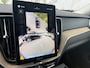 Volvo XC60 2.0 T6 Plug-in Hybrid AWD Ultra Dark | Facelift | Luchtvering | 360 Graden Camera | Trekhaak | Harman Kardon Audio | Panoramadak | Head-up Display | Keyless Entry | Elektrische Achterklep | Apple Carplay | Android Auto | Navigatie
