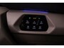 Volkswagen Multivan 1.5 TSI 245pk DSG eHybrid L2 Bulli Edition 4Motion | 7-zits vis-a-vis | Elek. deuren + achterklep | Harman-Kardon | Verwarmd stuur + stoelen | HeadUp display | Prijs is NETTO RIJKLAAR incl BTW/BPM & incl/ Vriendenprijs premie á €2000 |