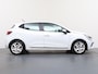 Renault Clio TCe 100 Zen | Trekhaak | Navigatie | Parkeersensoren |