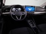 Volkswagen Golf variant Life Edition 1.5 eTSI 85 kW 116 pk Automaat (DSG) | Verlengde garantie | Navigatie via App | Parkeersensoren | Achteruitrijcamera | Stoelverwarming |