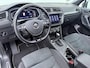 Volkswagen Tiguan Allspace 1.5 TSI R-line 7p. | Pano Dak | Trekhaak | Camera | ACC | Stoelverwarming | Elek. Achterklep | Spiegelpakket | 20'' |