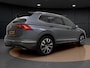 Volkswagen Tiguan Allspace 1.5 TSI R-line 7p. | Pano Dak | Trekhaak | Camera | ACC | Stoelverwarming | Elek. Achterklep | Spiegelpakket | 20'' |