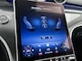 Mercedes-Benz C-klasse Estate 300 e AMG Nightpakket Plug-In Hybride | Trekhaak | Stoelverwarming | Memory | CarPlay | Parkeerpakket met Camera | Inclusief 24 maanden Mercedes-Benz Certified garantie voor Europa.