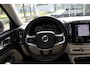 Volvo XC40 T2 Automaat Inscription 360 camera | Cruise Control | Lichte lederen bekleding | BLIS | Navigatiesysteem | Android Auto/Apple CarPlay