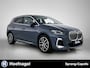 BMW 2-Serie Active Tourer 225e xDrive M MSport | Camera | Cruise Control | Harman/Kardon | Navigatie | CarPlay | Memory Stoelen
