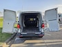 Volkswagen Transporter L2H1 Navi PDC Automaat 3 Zits Airco Achterdeuren Cruise Control Euro6 150 PK! L2H1 Navi PDC Automaat 3 Zits Airco Achterdeuren Cruise Control Euro6 150 PK!